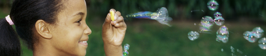 TS-Young Girl with Bubbles